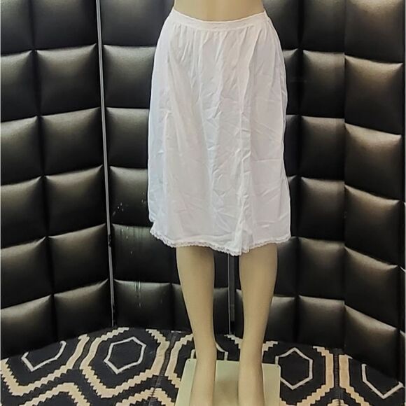 JC Penny vintage half slip - Picture 3 of 7